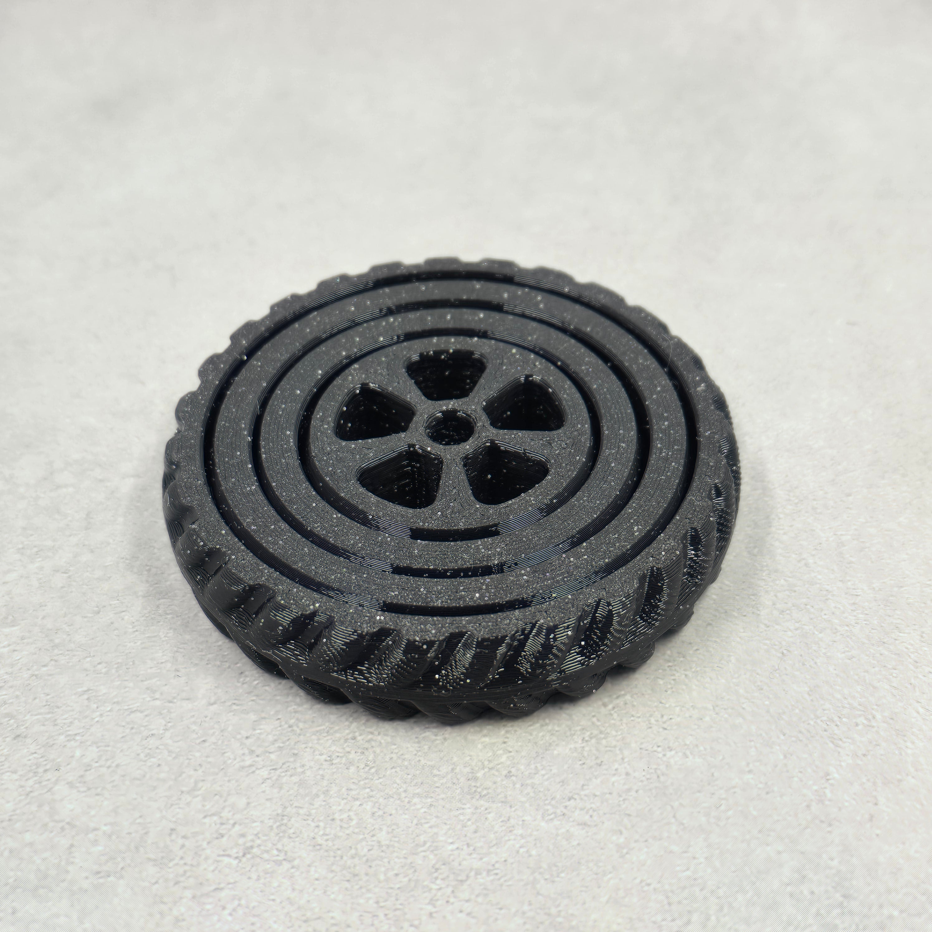 Gyroscopic Tyre Spinner